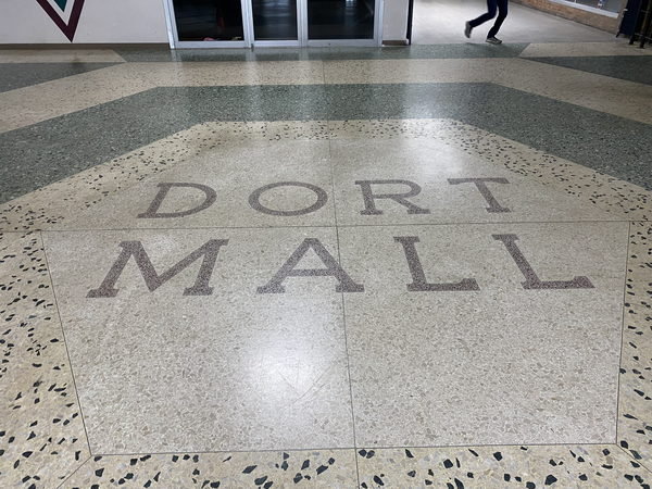 Dort Mall - MAY 11 2022 (newer photo)